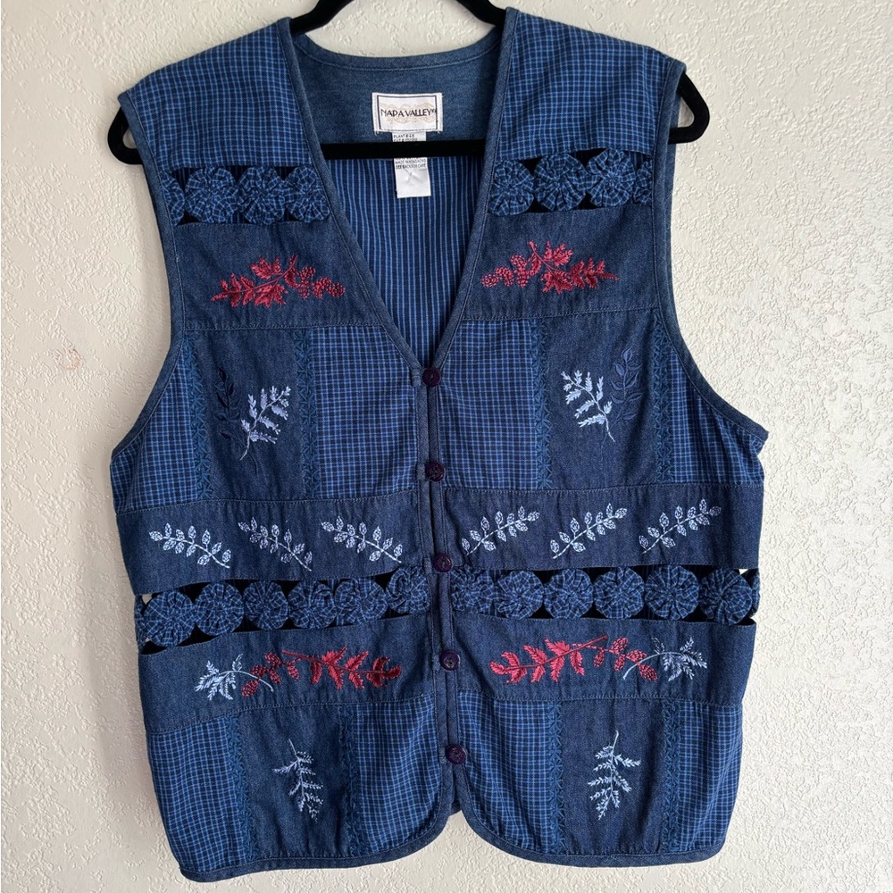 Vintage 90s 100% Cotton Patchwork Denim Floral Embroidered Cottagecore Vest L